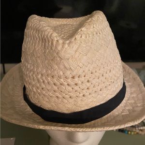 Roxy hat fedora